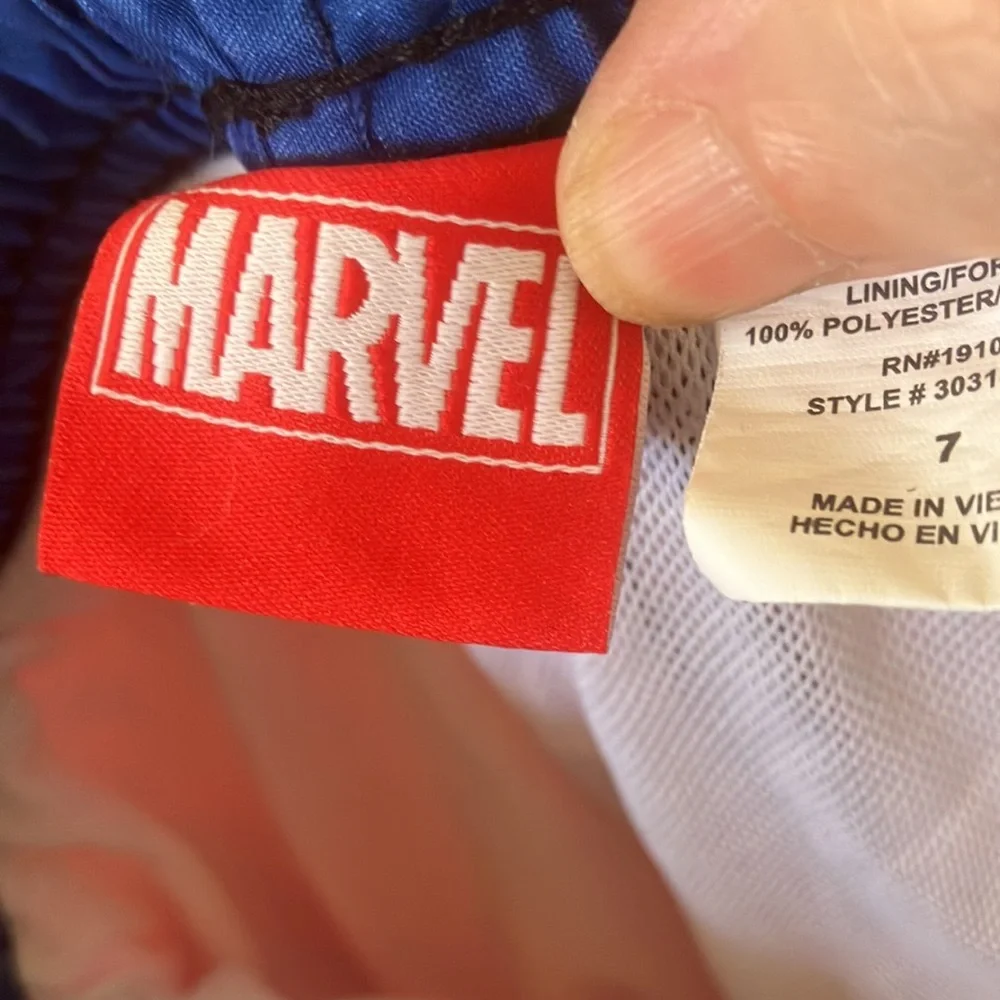 Marvel this pair